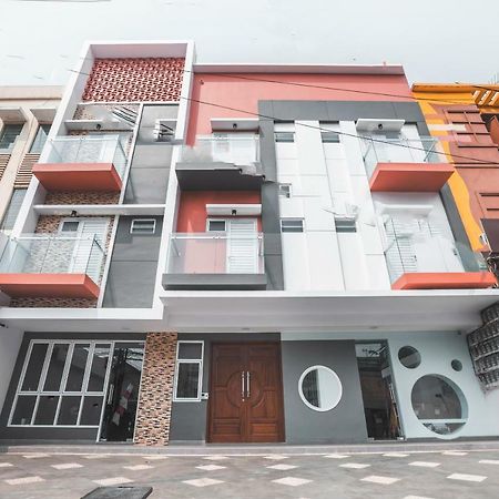 Super Oyo 1487 Residence Khoe Jakarta Eksteriør billede