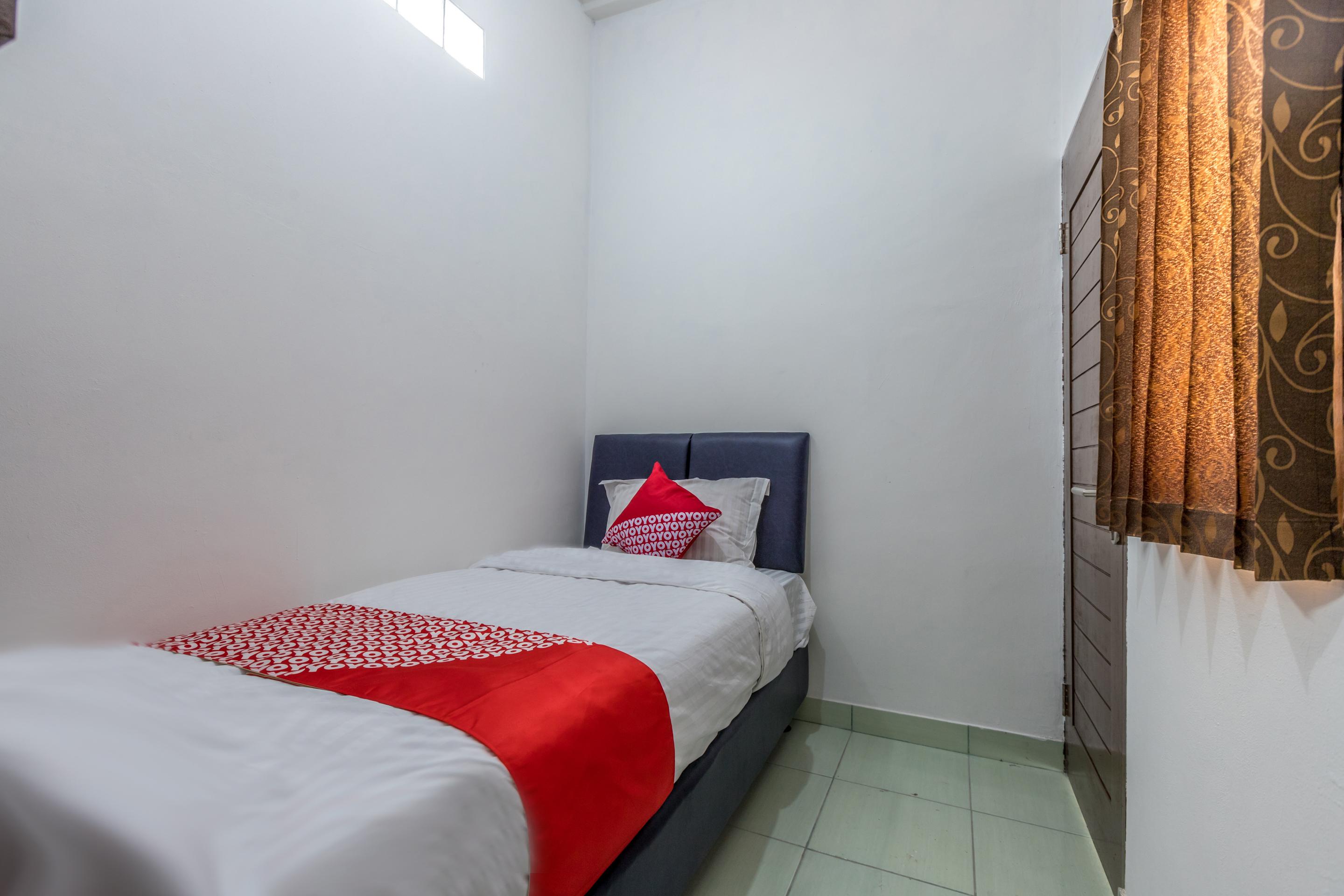 Super Oyo 1487 Residence Khoe Jakarta Eksteriør billede