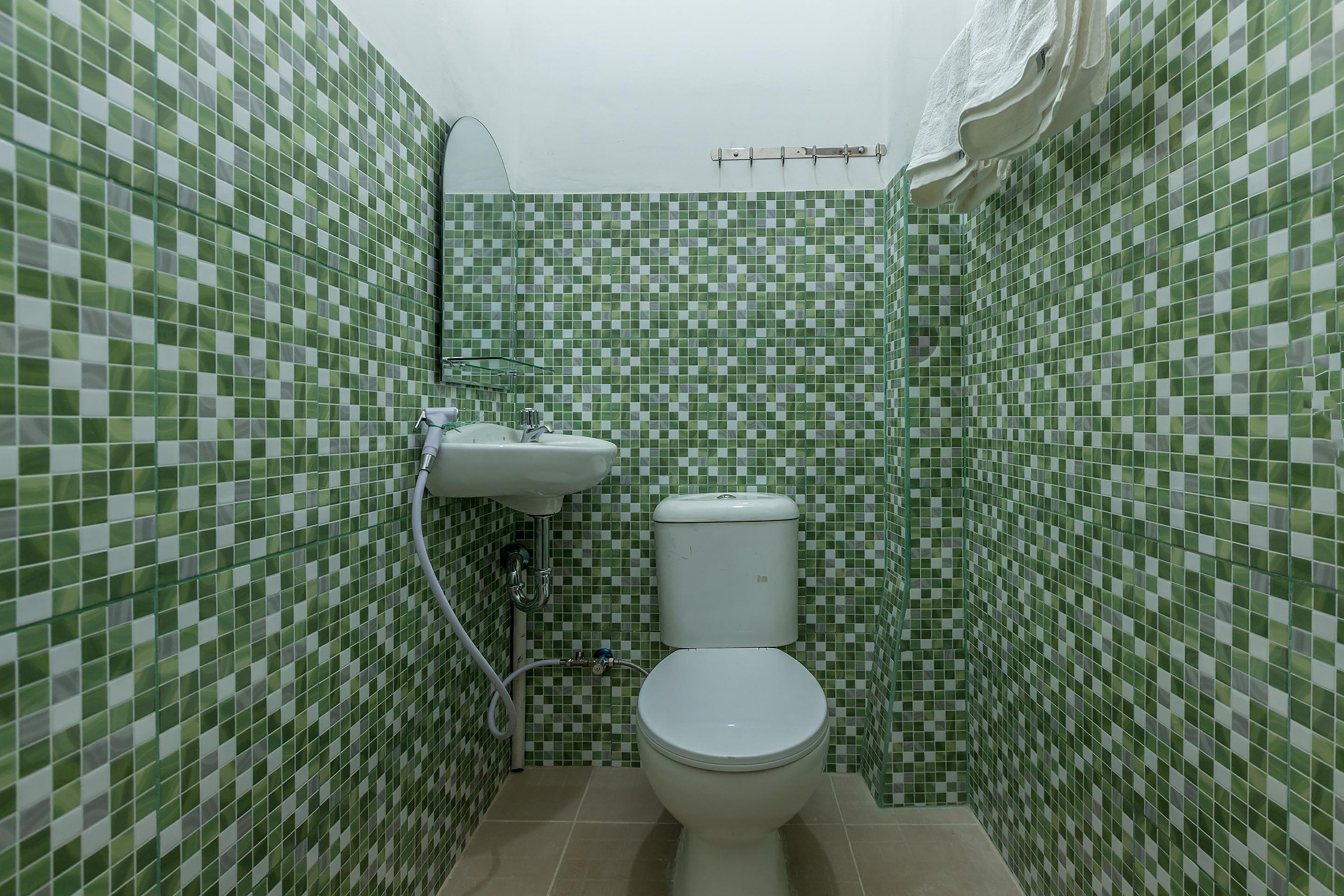 Super Oyo 1487 Residence Khoe Jakarta Eksteriør billede