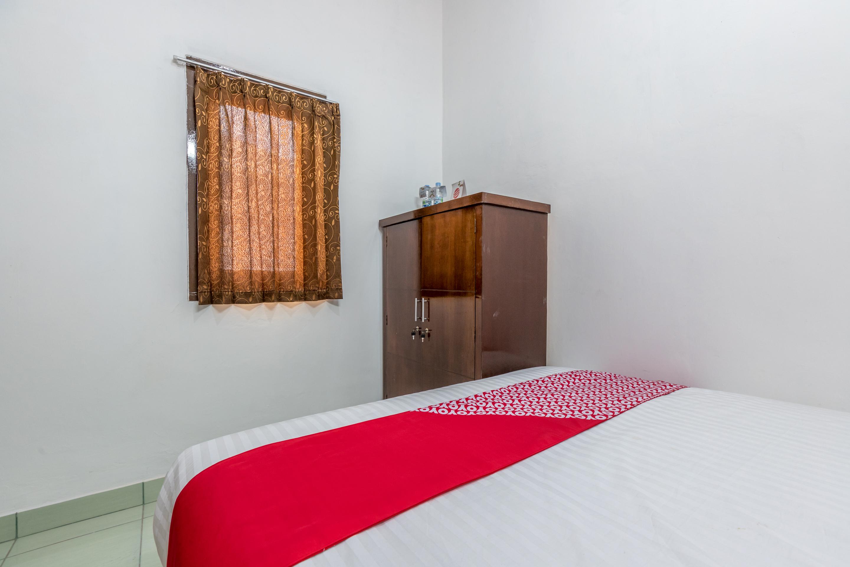 Super Oyo 1487 Residence Khoe Jakarta Eksteriør billede