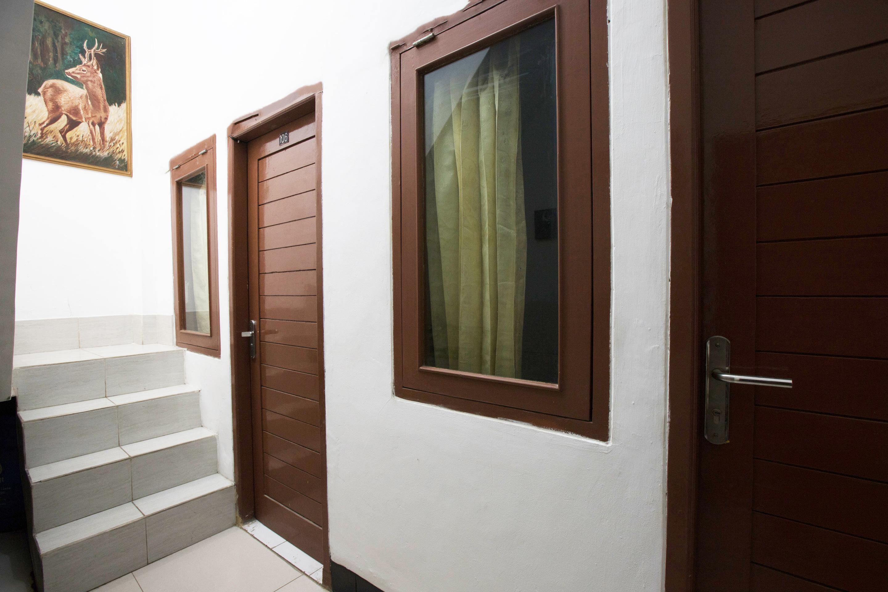 Super Oyo 1487 Residence Khoe Jakarta Eksteriør billede